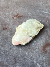 Load image into Gallery viewer, Tugtupite 5