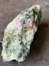 Load image into Gallery viewer, Tugtupite 7