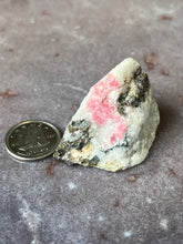 Load image into Gallery viewer, Tugtupite 8