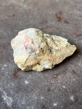 Load image into Gallery viewer, Tugtupite 9