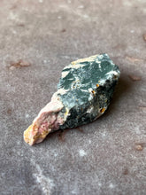 Load image into Gallery viewer, Tugtupite 10