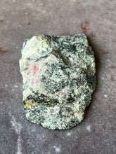 Load image into Gallery viewer, Tugtupite 12