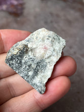 Load image into Gallery viewer, Tugtupite 14