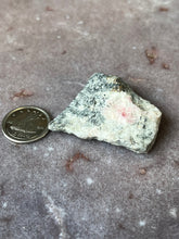 Load image into Gallery viewer, Tugtupite 14