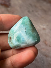 Load image into Gallery viewer, Larimar 5