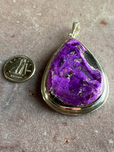 Load image into Gallery viewer, Sugilite pendant 31
