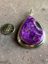 Load image into Gallery viewer, Sugilite pendant 31