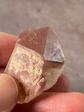 Load image into Gallery viewer, Lithium Quartz 25