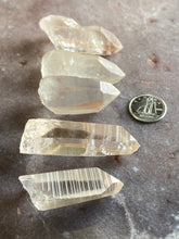 Load image into Gallery viewer, Lemurian crystal 38 - x1 (one) small pink point