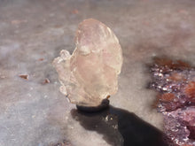 Load image into Gallery viewer, Rose quartz crystal