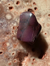 Load image into Gallery viewer, Sugilite tumble 39