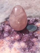 Load image into Gallery viewer, Rose Quartz egg
