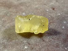 Load image into Gallery viewer, Libyan desert glass 27
