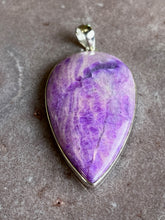 Load image into Gallery viewer, Sugilite pendant 42
