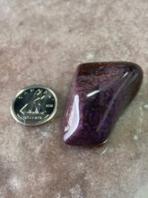 Load image into Gallery viewer, Sugilite tumble 61 - with bustamite