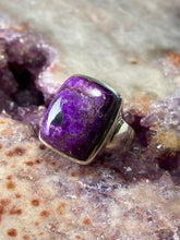 Load image into Gallery viewer, Sugilite ring size 10