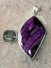 Load image into Gallery viewer, Sugilite pendant 33

