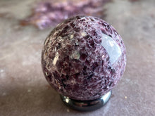 Load image into Gallery viewer, Lepidolite sphere 40mm 4