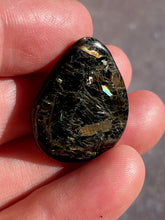 Load image into Gallery viewer, Nuummite 13

