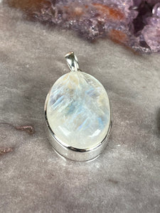 Rainbow moonstone pendant