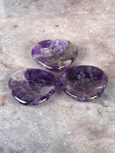 Load image into Gallery viewer, Amethyst heart worry stone

