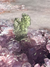Load image into Gallery viewer, Moldavite 82
