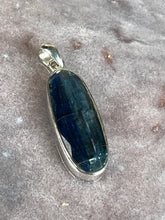 Load image into Gallery viewer, faceted kyanite pendant 3
