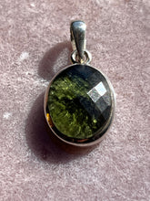 Load image into Gallery viewer, Moldavite pendant 4 (faceted)
