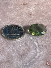 Load image into Gallery viewer, Moldavite faceted 4
