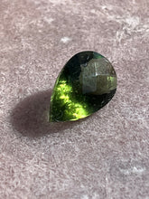 Load image into Gallery viewer, Moldavite faceted 6
