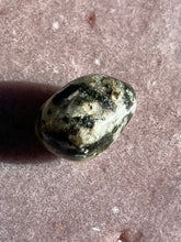 Load image into Gallery viewer, Phenakite polished 13
