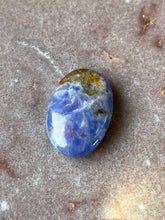 Load image into Gallery viewer, Hackmanite tumble 5
