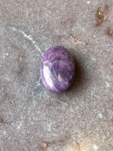 Load image into Gallery viewer, Hackmanite tumble 7
