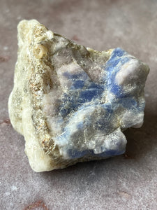 Hackmanite rough