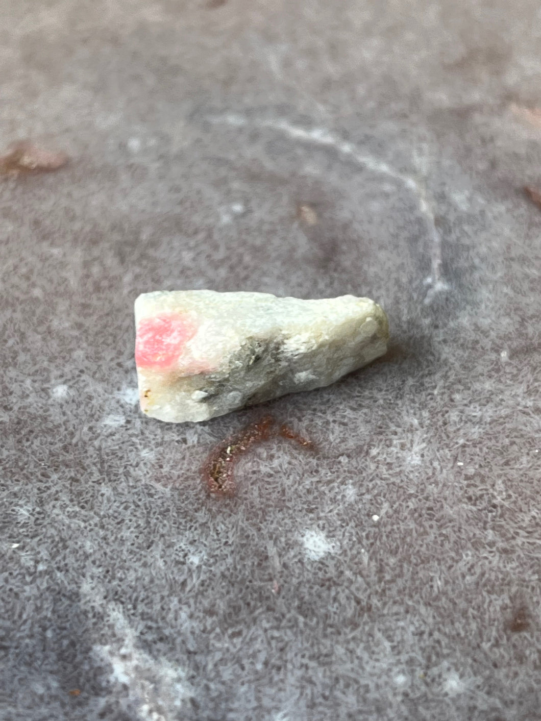 Tugtupite 2