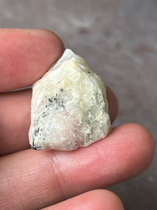 Tugtupite