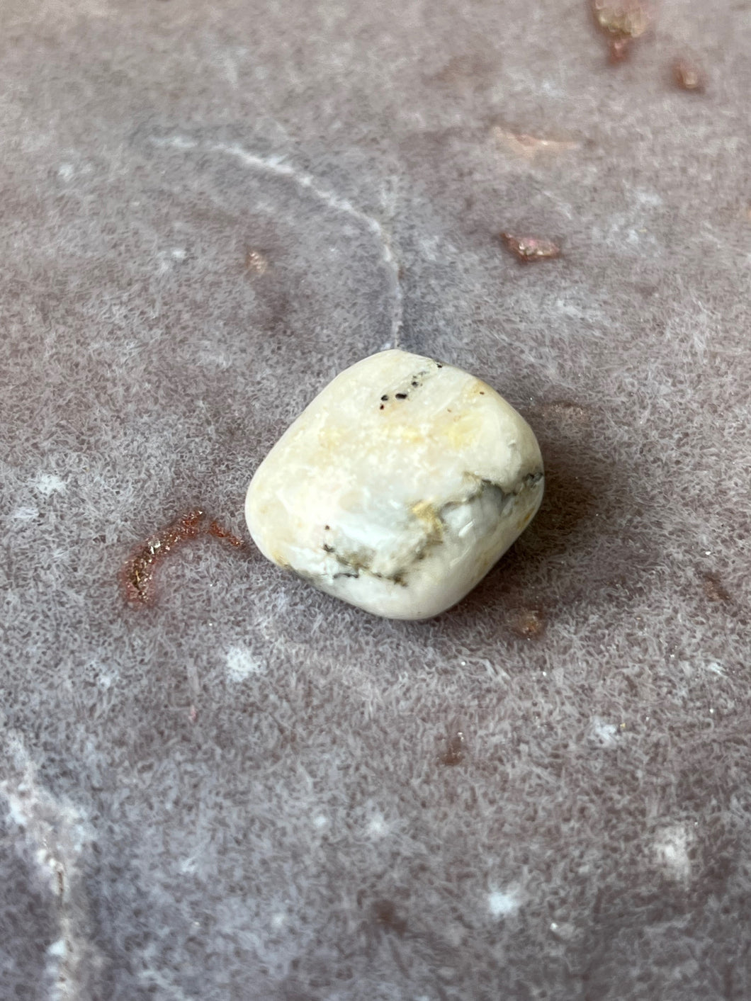 Tugtupite 16 tumbled