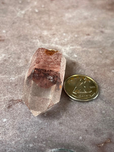 Hematite phantom quartz