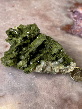 Load image into Gallery viewer, epidote with quartz from Turkey 3
