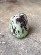 Load image into Gallery viewer, Kammererite in Serpentine 4
