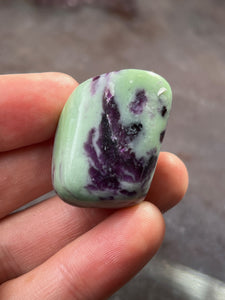 Kammererite in Serpentine 4