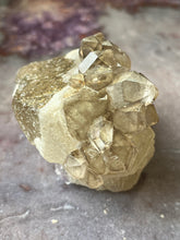 Load image into Gallery viewer, Smokey elestial quartz 3
