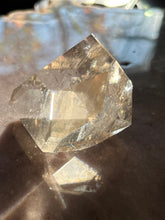 Load image into Gallery viewer, Lemurian portal 15 L15
