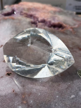 Load image into Gallery viewer, Lemurian spiral portal 16 P16
