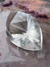 Load image into Gallery viewer, Lemurian spiral portal 19 P19
