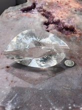 Load image into Gallery viewer, Lemurian spiral portal 30 P30
