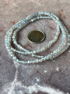 Labradorite dainty bracelet