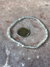 Load image into Gallery viewer, Labradorite dainty bracelet
