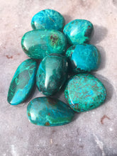 Load image into Gallery viewer, Chrysocolla tumbled
