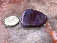 Load image into Gallery viewer, sugilite tumbled 4
